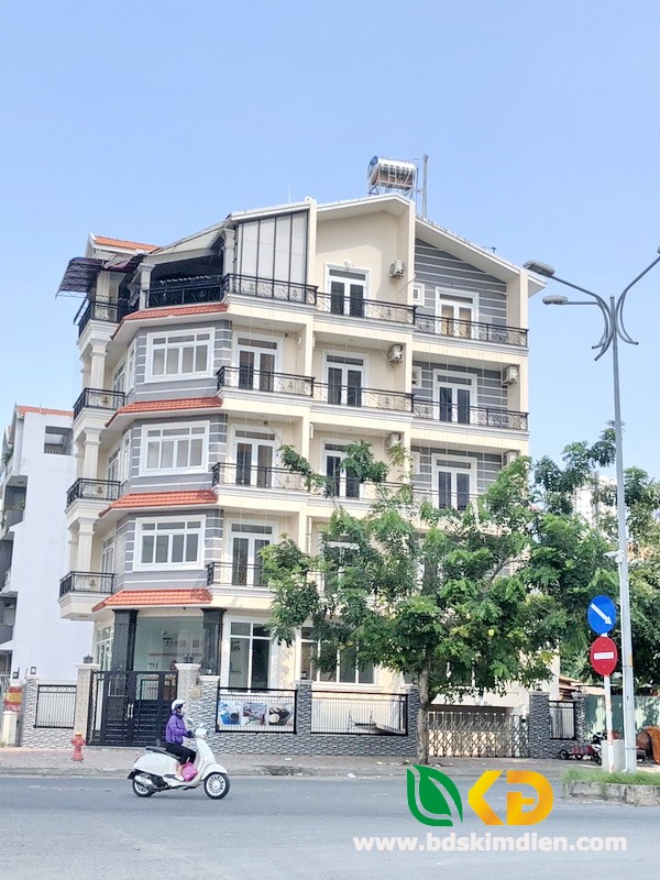 Cho thuê nhà chính chủ 2 mặt tiền đường D1 cắt đường D4 khu dân cư Him Lam quận 7.